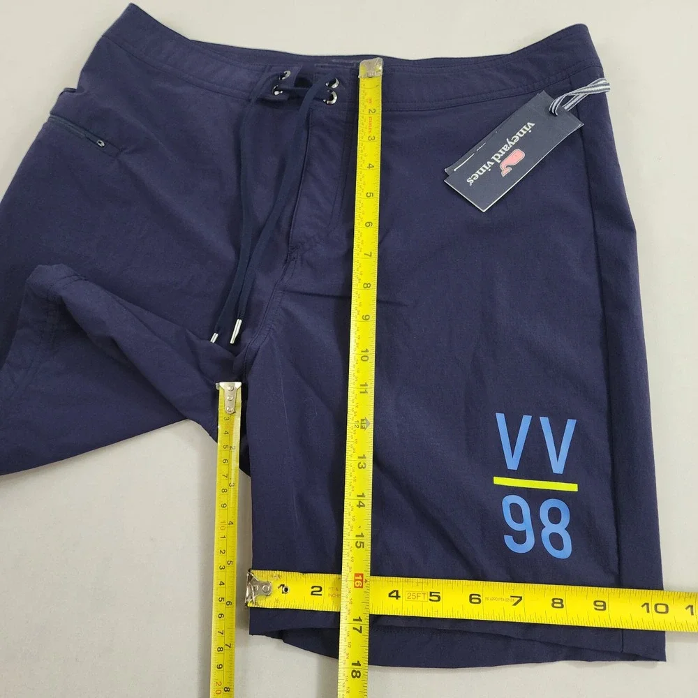 Vineyard Vines Performance VV98 swim trunks shorts W 32 navy pocket zip $98 mens